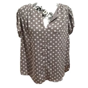 41 Hawthorn size XXL silver gray with white print tulip sleeve split neck NWT
